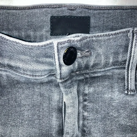 Mother High Waisted Weekender Skimp Size 27 Cutoffs Jeans Shorts Northern Lights - Picture 2 of 6